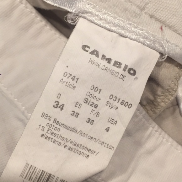 Cambio Chic Pocketed Ankle Pants in Soft White, Size 2 - Picture 5 of 6